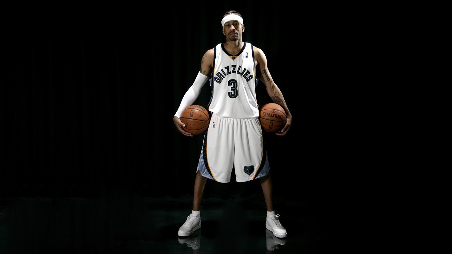 安东·李恩：他以出色的视野和精准的传球，帮助全黑队打破僵局